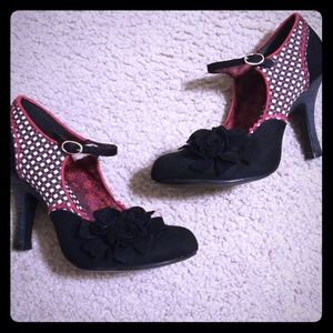 **SOLD** RARE Ruby Shoo CHARLIZE heels.